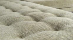 ESSENTIEL | Corner Composition